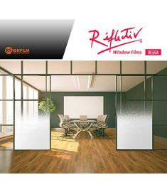 Reflectiv INT 110 White Decreasing Width 152cm